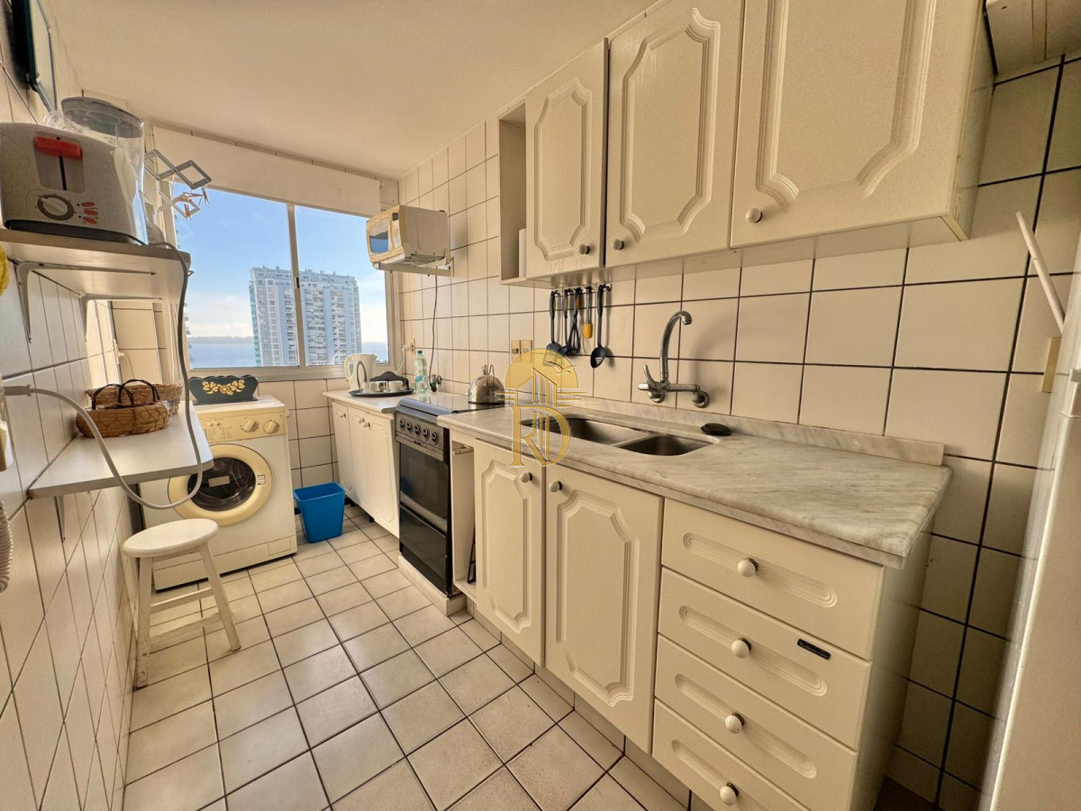 Venta apartamento 2 dormitorios en Playa Mansa, Punta del Este -id-759-5