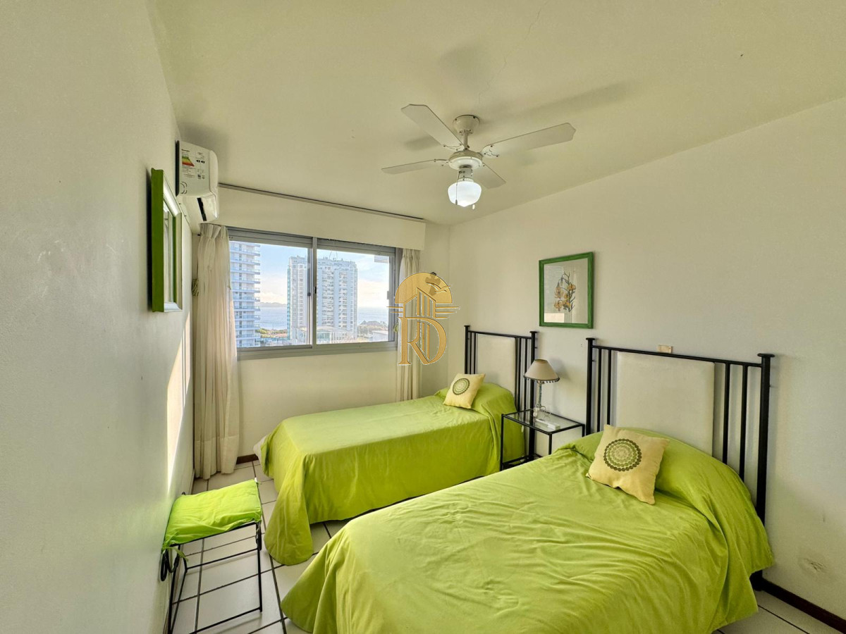 Venta apartamento 2 dormitorios en Playa Mansa, Punta del Este -id-759-13