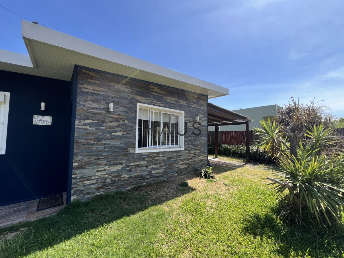 Casa ID.723 - Venta casa 3 dormitorios en Manantiales