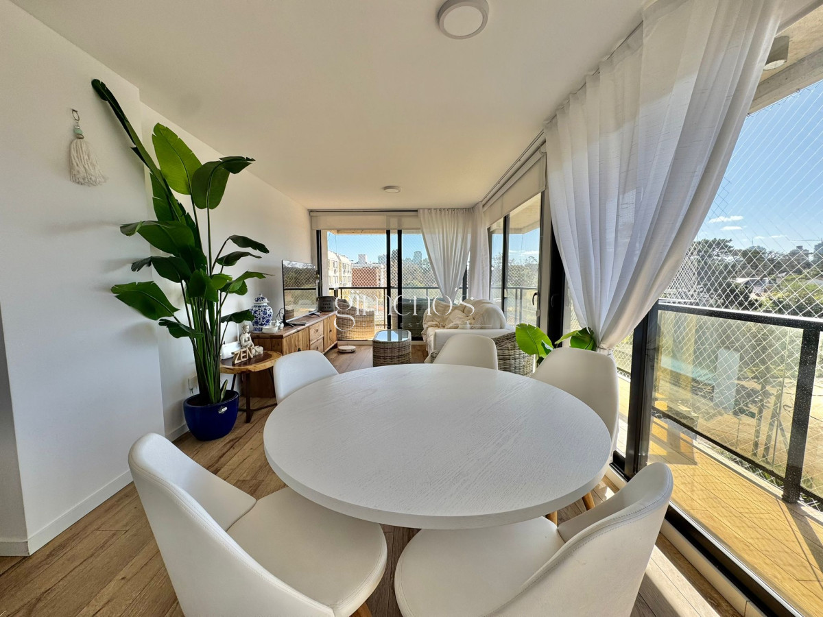 Apartamento ID.167 - Venta apartamento 2 dormitorios en Playa Mansa, Punta del Este 