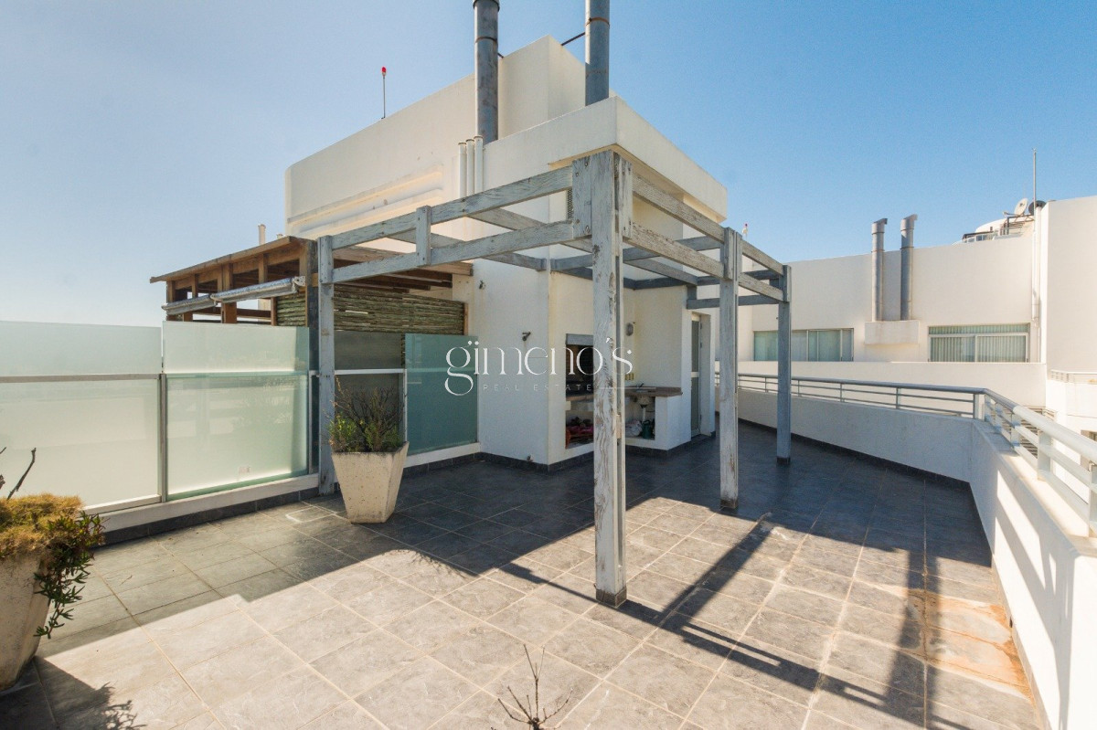 Apartamento ID.168 - Alquiler Penthouse sobre Roosevelt 2 dormitorios parrillero