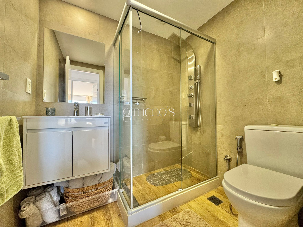 Apartamento ID.167 - Venta apartamento 2 dormitorios en Playa Mansa, Punta del Este 