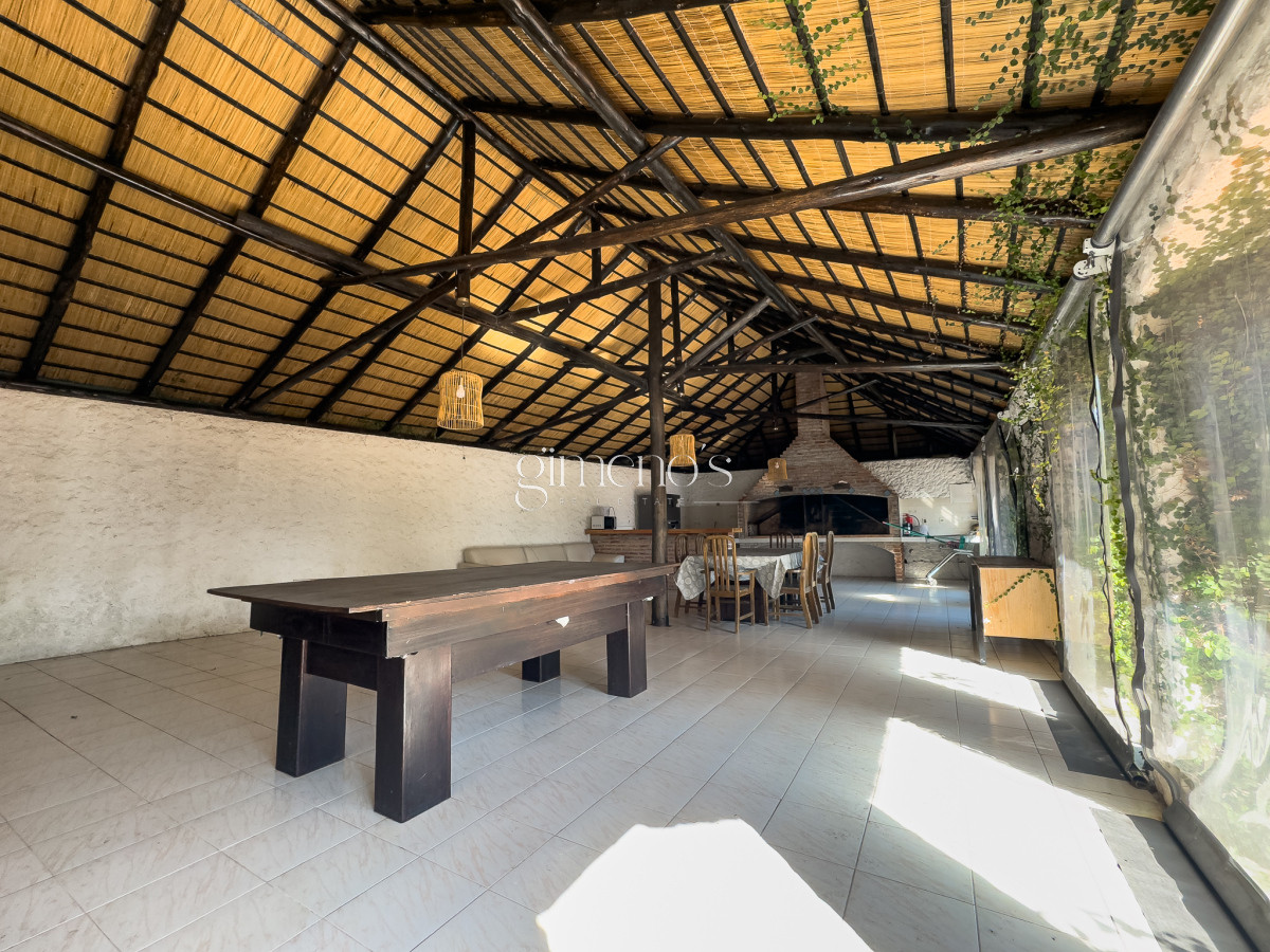 Casa ID.166 - Venta casa 4 dormitorios en suite, Golf, Punta del Este 