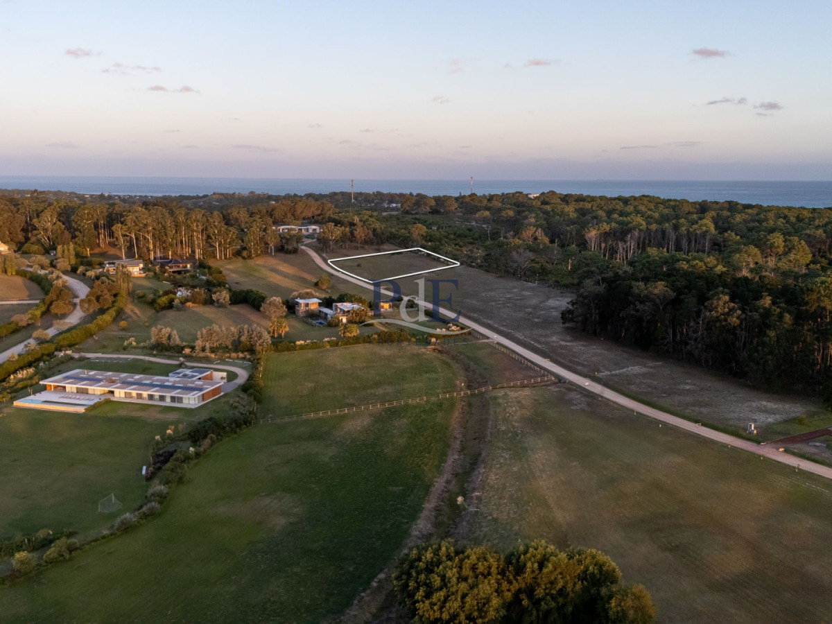 Terreno a la venta en Manantiales , Barrio Privado Laguna Estate - Imagen 3