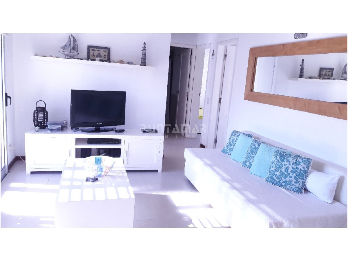 Apartamento ID.213402 - Alquiler apartamento en Manantiales 3 dormitorios 