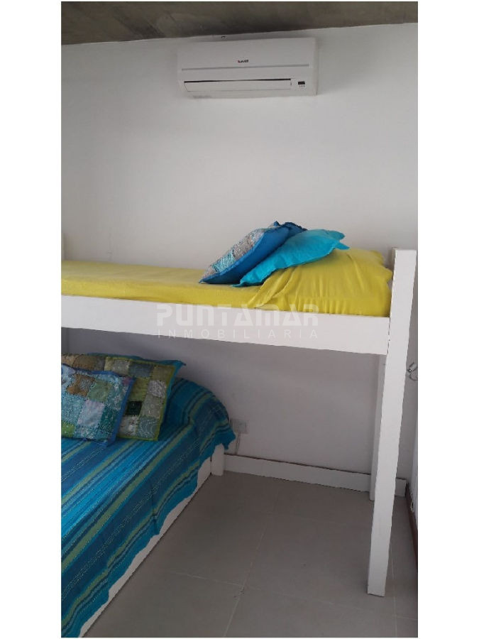 Apartamento ID.213402 - Alquiler apartamento en Manantiales 3 dormitorios 