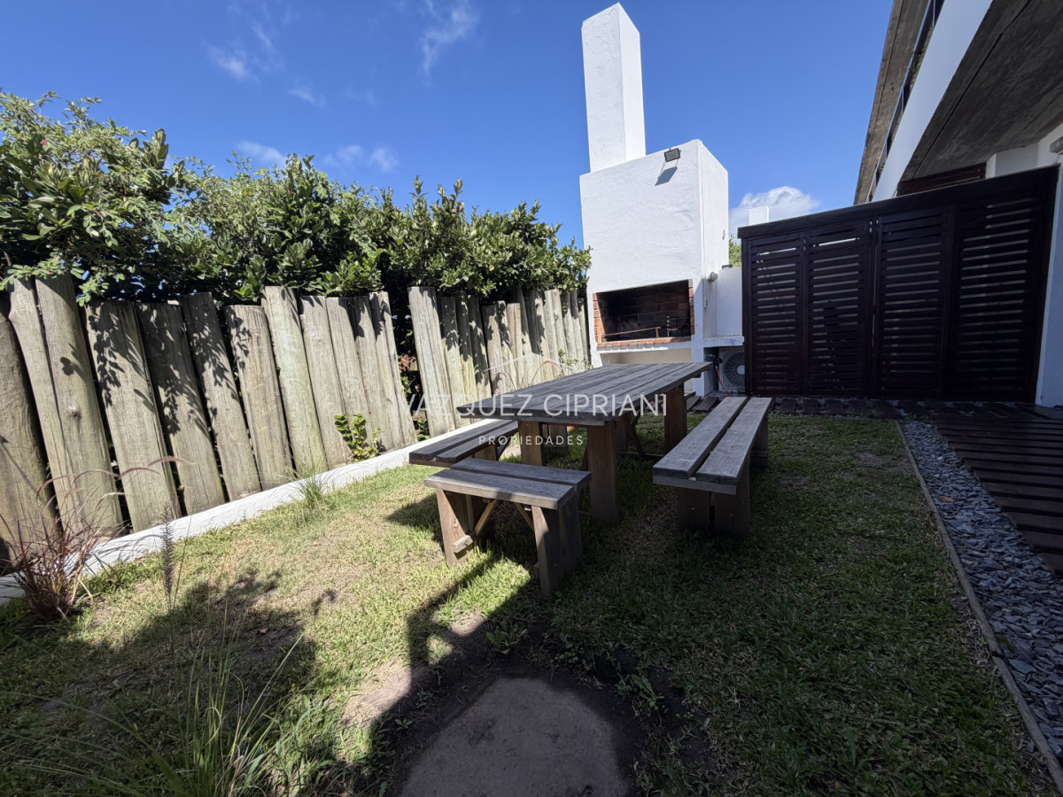Apartamento ID.23 - Venta apartamento en Manantiales 3 dormitorios 