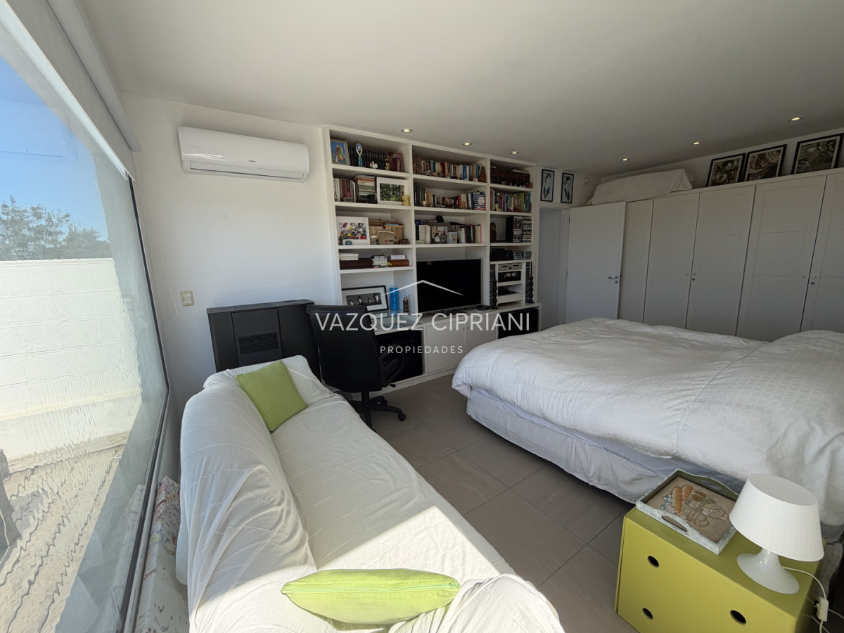 Casa ID.22 - En venta Casa de 3 dormitorios en Manantiales