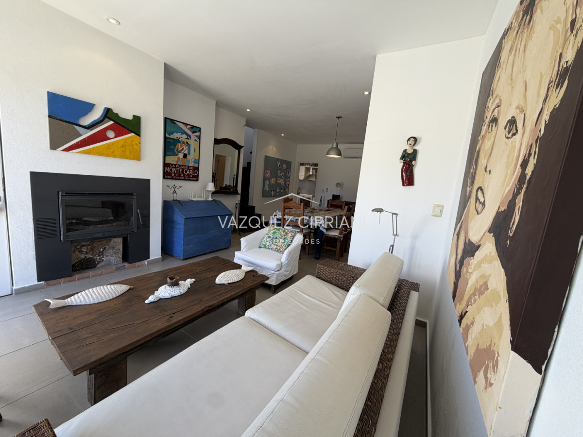 Casa ID.22 - En venta Casa de 3 dormitorios en Manantiales