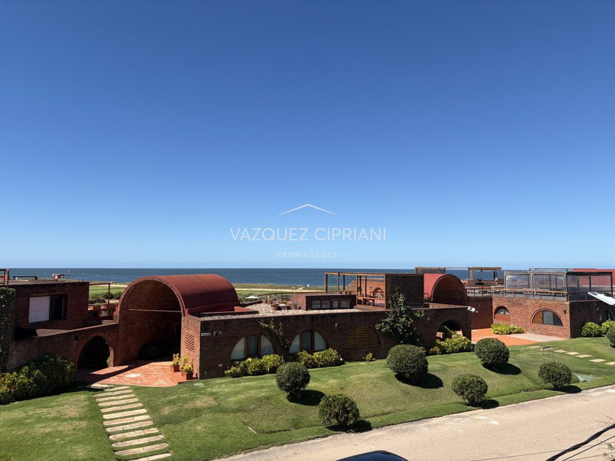 Casa ID.22 - En venta Casa de 3 dormitorios en Manantiales