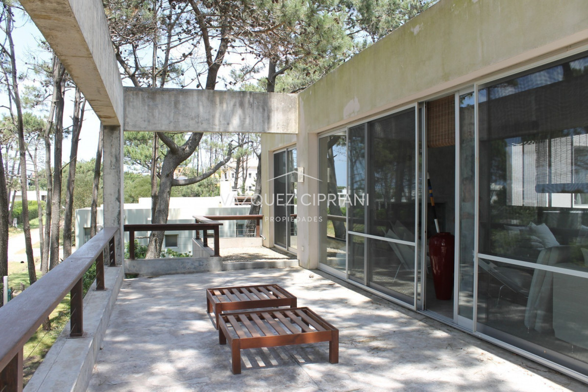 Casa ID.67 - Casa de 4 dormitorios y servicio en Laguna Blanca, alquiler de temporada