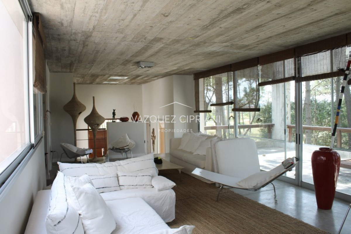 Casa ID.67 - Casa de 4 dormitorios y servicio en Laguna Blanca, alquiler de temporada