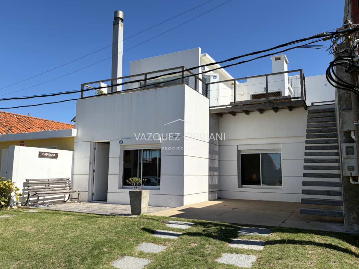 Casa ID.22 - En venta Casa de 3 dormitorios en Manantiales
