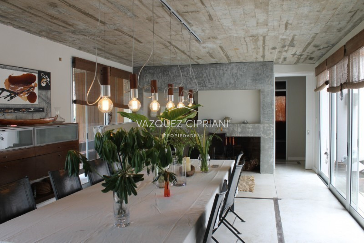 Casa ID.67 - Casa de 4 dormitorios y servicio en Laguna Blanca, alquiler de temporada