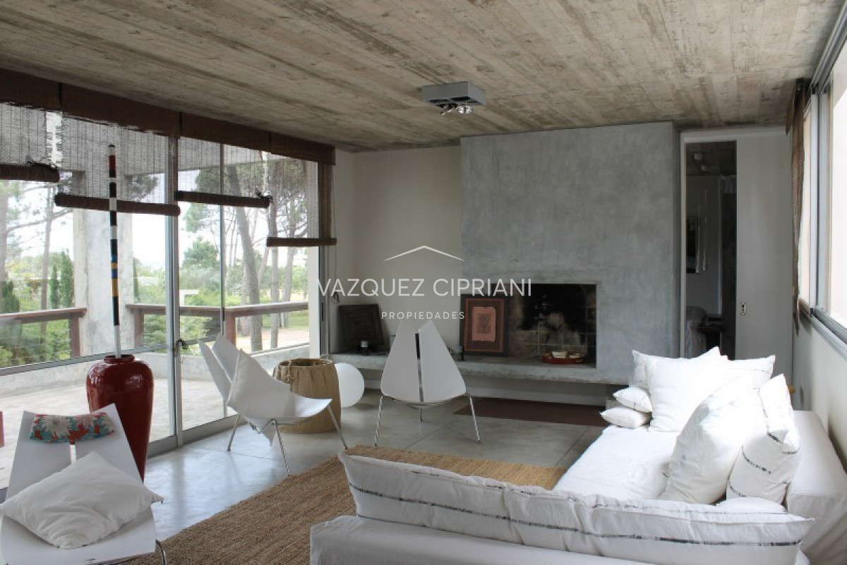 Casa ID.67 - Casa de 4 dormitorios y servicio en Laguna Blanca, alquiler de temporada