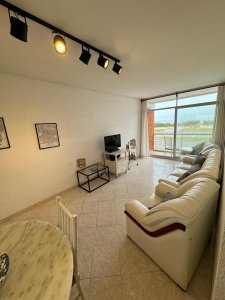 Venta apartamento 2 dormitorios y medio en Playa Brava, Punta del Este 