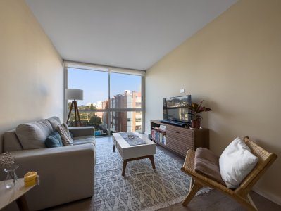 Venta apartamento en Playa Mansa 1 dormitorio reciclado