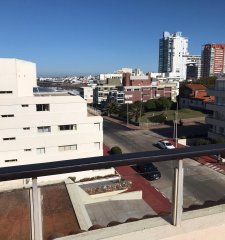 Apartamento de 2 dormitorios en venta Punta del Este