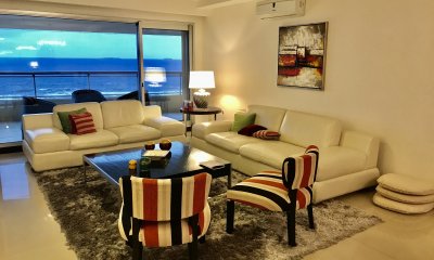 Venta apartamento en Playa Brava 3 dormitorios