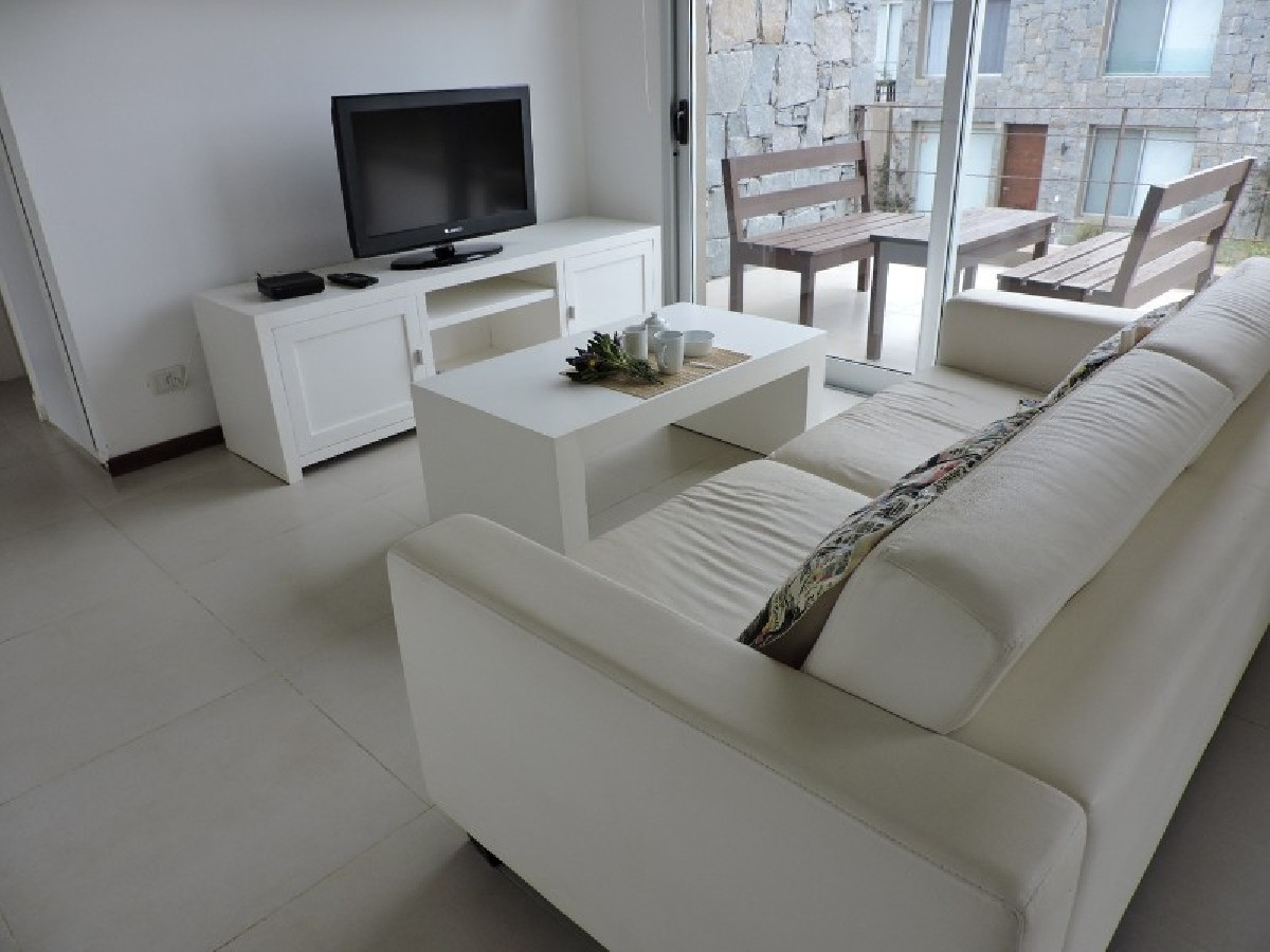 Venta apartamento 3 dormitorios en Mananatiales