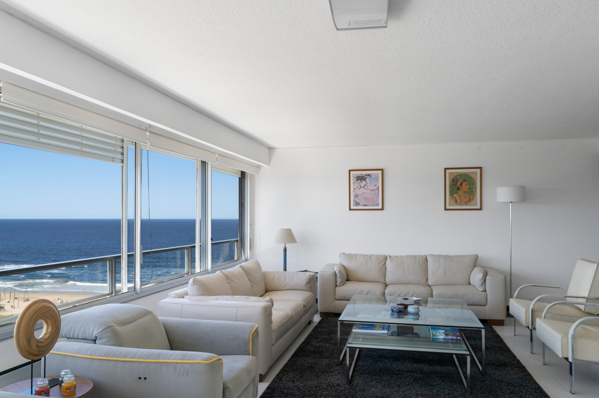 Venta apartamento  3 dormitorios en Playa Brava, Punta del Este