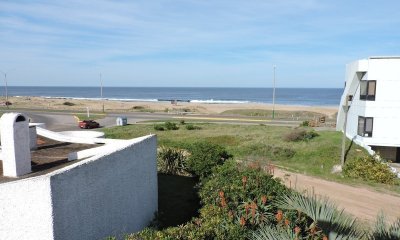 Venta casa en Montoya 4 dormitorios