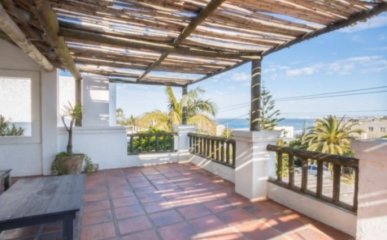 Venta casan  3 dormtiorios con vista al mar en La Barra
