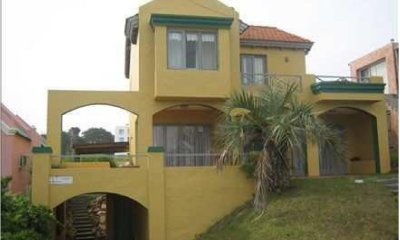 Casa en Montoya, 4 dormitorios *