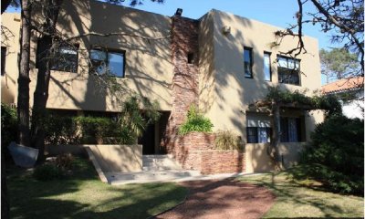 Venta casa en Rincon del Indio 5 dormitorios