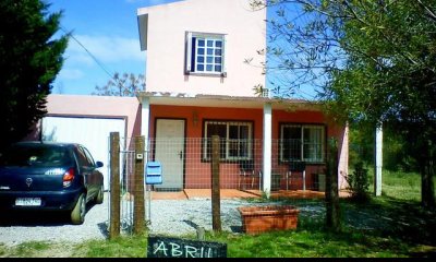 Venta de casa en Balneario Buenos Aires, 3 dormitorios
