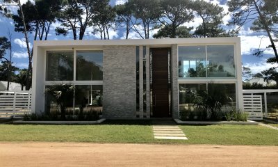 Venta Boulevard Park, Playa Mansa,  4 suite, mas servicio .