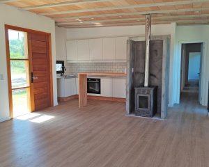 se vende, CASA en el Club del Lago 3 dormitorios. Punta Ballena, playa Tío Tom.