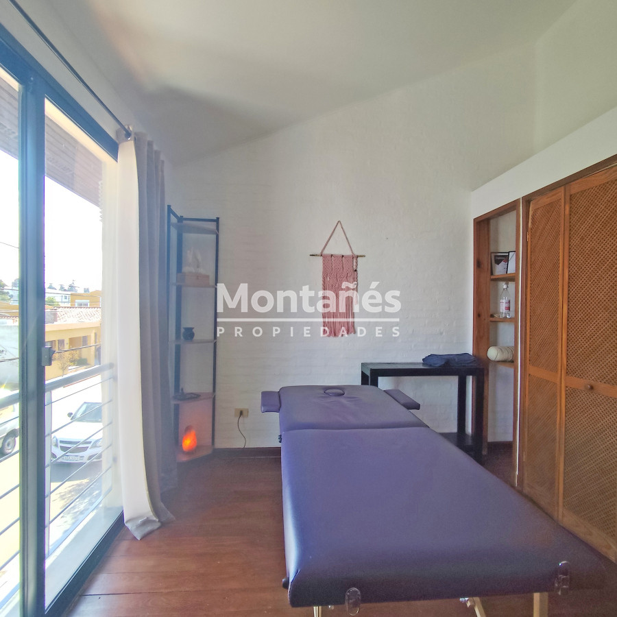 Apartamento ID.10055 - OPORTUNIDAD!!!  Centro - Bloque de 4 apartamentos con muy buena renta.