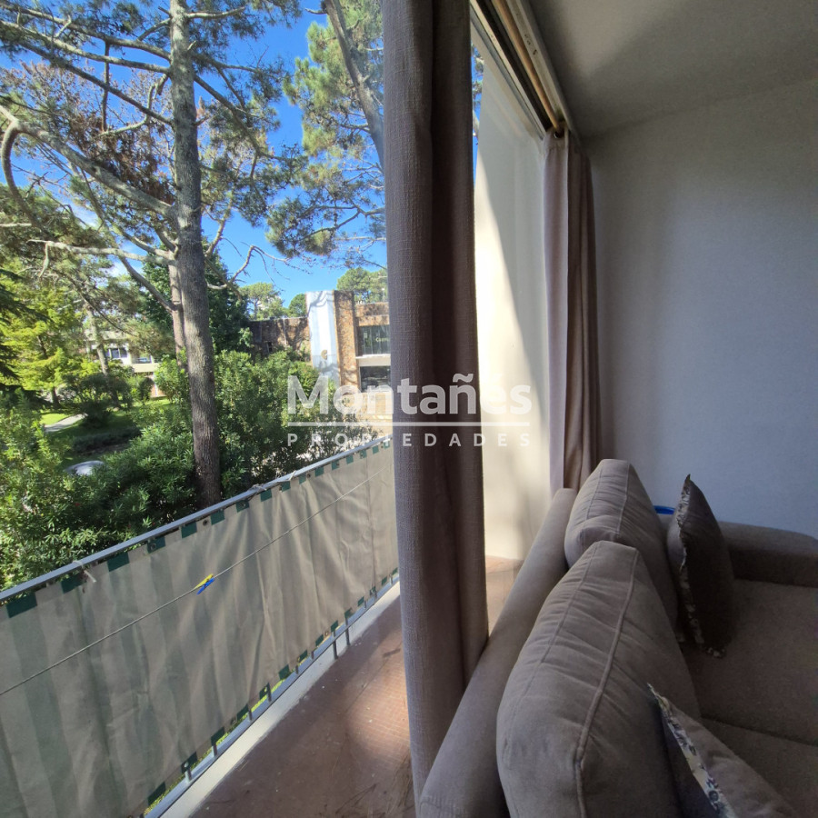 Apartamento ID.10570 - 🏡 Invertí en Verde: Dúplex en Arcobaleno con Piscina y Garage