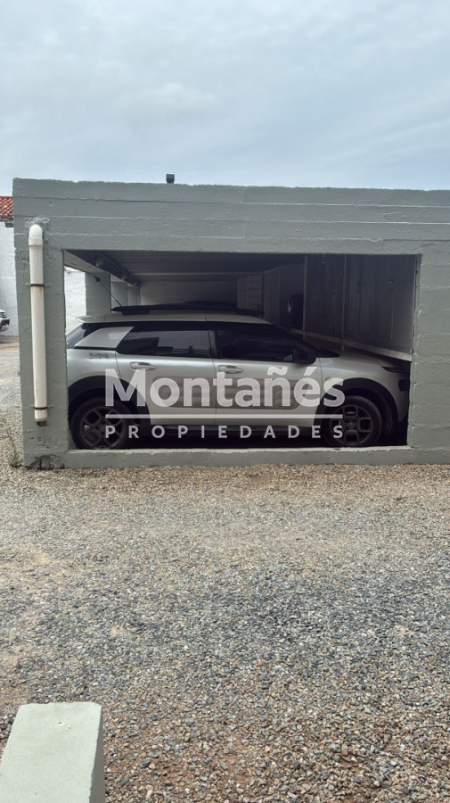 Apartamento ID.10507 - 🏢 Apartamento impecable de construcción noble en ubicación premium