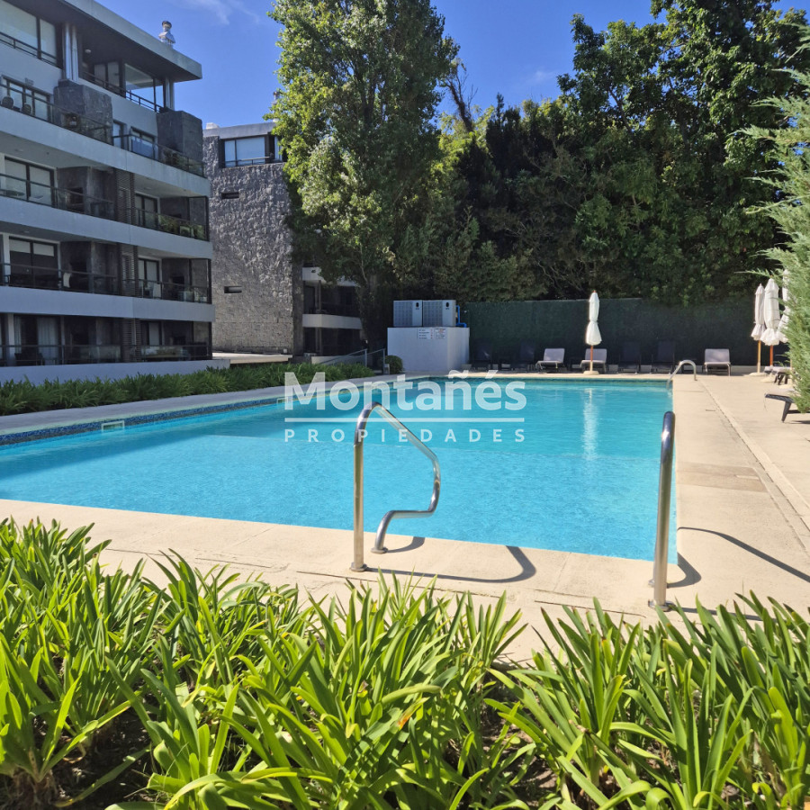 Apartamento ID.10575 - ☀️ VENTA: 1 Dorm y medio. Impecable con Parrillero, Sol y Servicios todo el año.