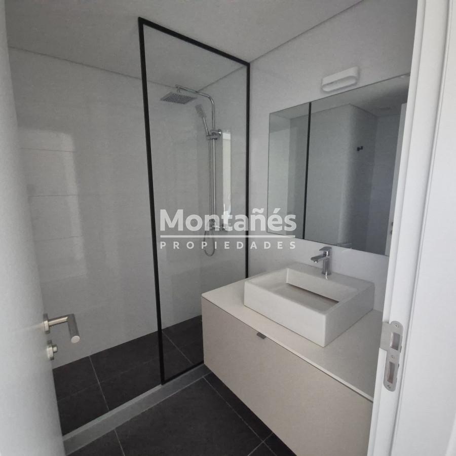Apartamento ID.10186 - Imperdible Oportunidad.. More Atlantico Torre I  Apto. de 3 dor. al precio de 2 dor.