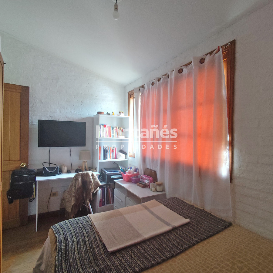 Apartamento ID.10055 - OPORTUNIDAD!!!  Centro - Bloque de 4 apartamentos con muy buena renta.