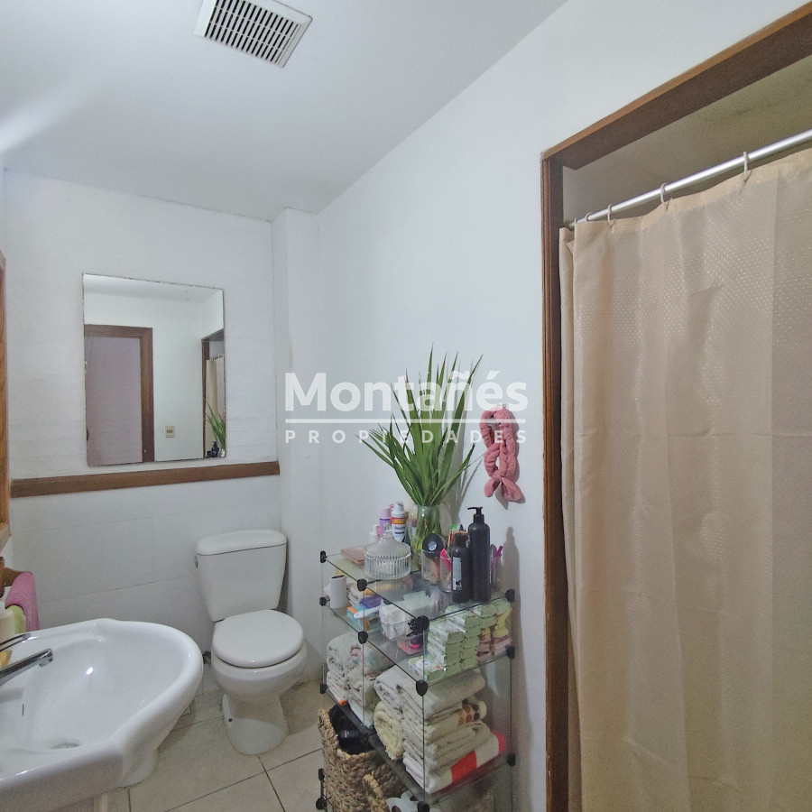 Apartamento ID.10055 - OPORTUNIDAD!!!  Centro - Bloque de 4 apartamentos con muy buena renta.