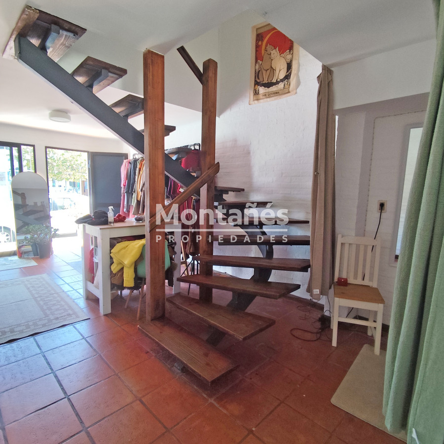 Apartamento ID.10055 - OPORTUNIDAD!!!  Centro - Bloque de 4 apartamentos con muy buena renta.