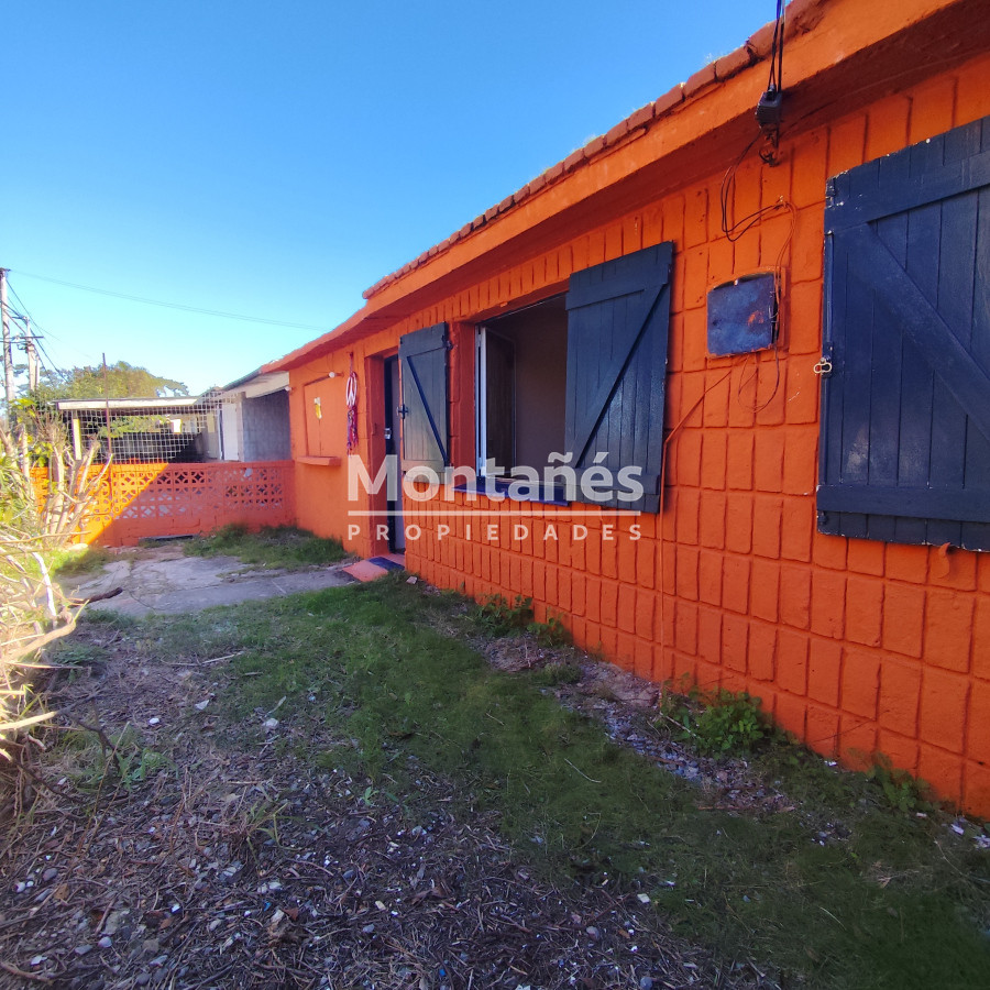 Casa ID.10427 - Casa en barrio INVE impecable estado!!!!