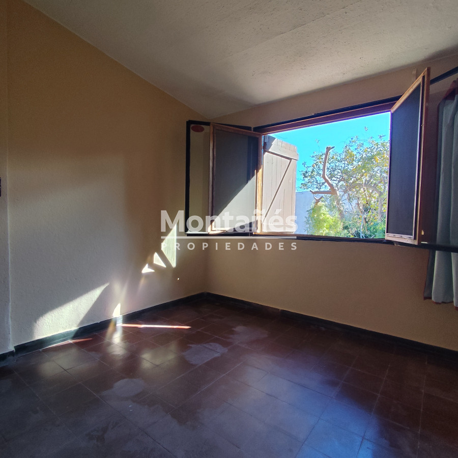 Casa ID.10427 - Casa en barrio INVE impecable estado!!!!