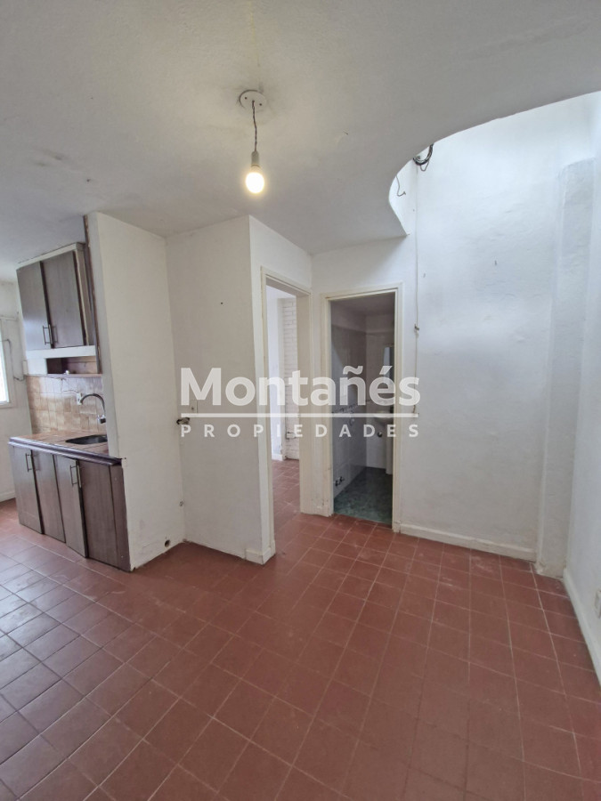 Casa ID.10646 - Venta- Casa + 2 apartamentos en pleno Centro de Maldonado