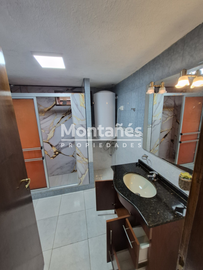 Casa ID.10657 - Aqluiler anual: Casa quincho a 150 mt del mar Pda 37 mansa.