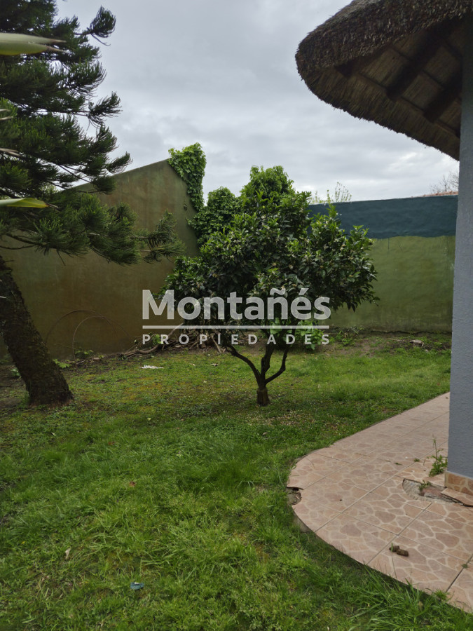 Casa ID.10657 - Aqluiler anual: Casa quincho a 150 mt del mar Pda 37 mansa.