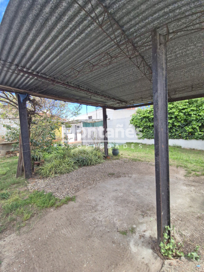 Casa ID.10646 - Venta- Casa + 2 apartamentos en pleno Centro de Maldonado