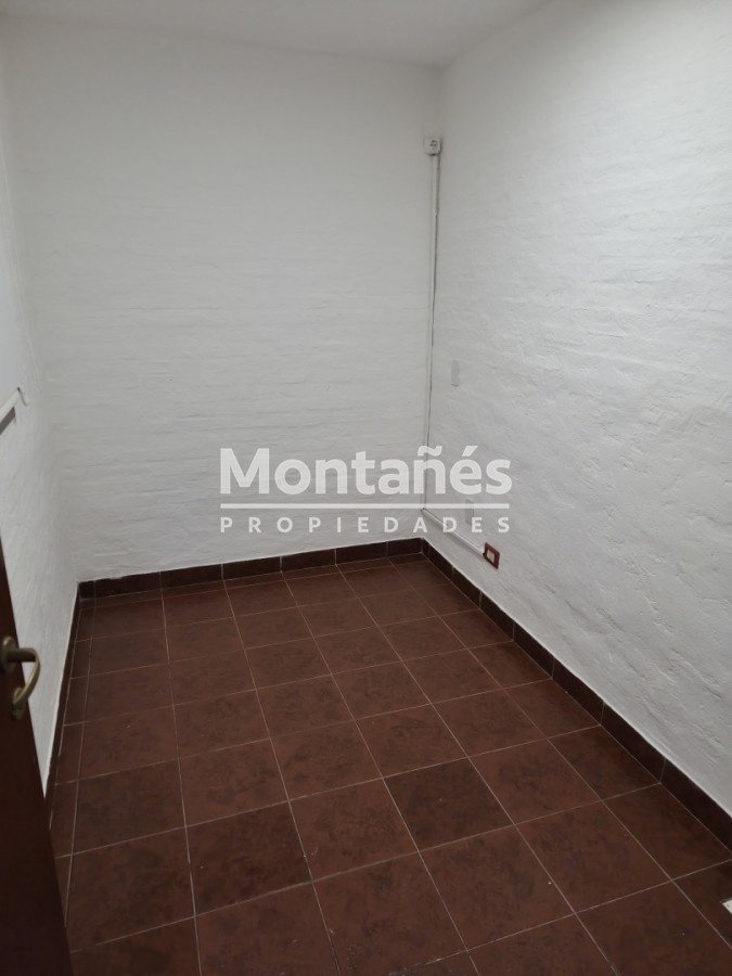 Casa ID.10657 - Aqluiler anual: Casa quincho a 150 mt del mar Pda 37 mansa.