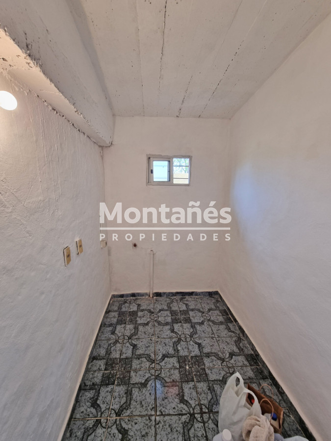 Casa ID.10651 - Alquiler anual - Casa barrio San Martín- 2 dorm.