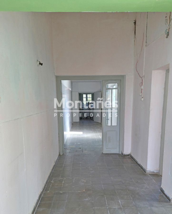 Casa ID.10637 - 934 m² en Pleno Centro de Aiguá