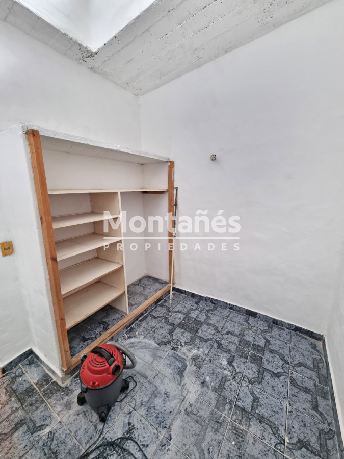 Casa ID.10651 - Alquiler anual - Casa barrio San Martín- 2 dorm.
